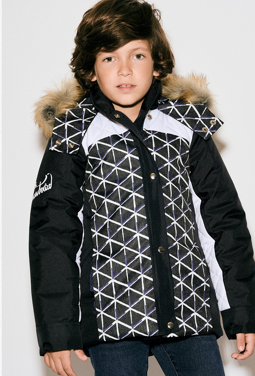 Parka niño negra con triángulos blancos y con pelo COQUELIN, invierno 2022 | Ropa Moda Infantil