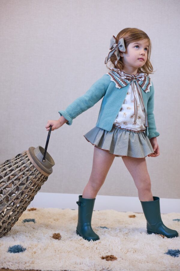 CAMISA, BRAGUITA Y CHAQUETA BICHITOS de LA MARTINICA, invierno 2025