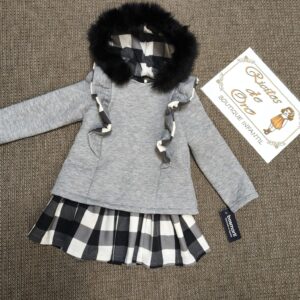 VESTIDO FELPA GRIS de BASMARTI, invierno 2025