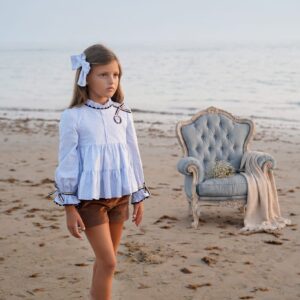 SHORT CON BLUSON PLATA de NOMA FERNANDEZ, invierno 2026