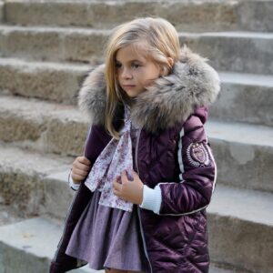 PARKA ACOLCHADA BURDEOS de NOMA FERNANDEZ, invierno 2026